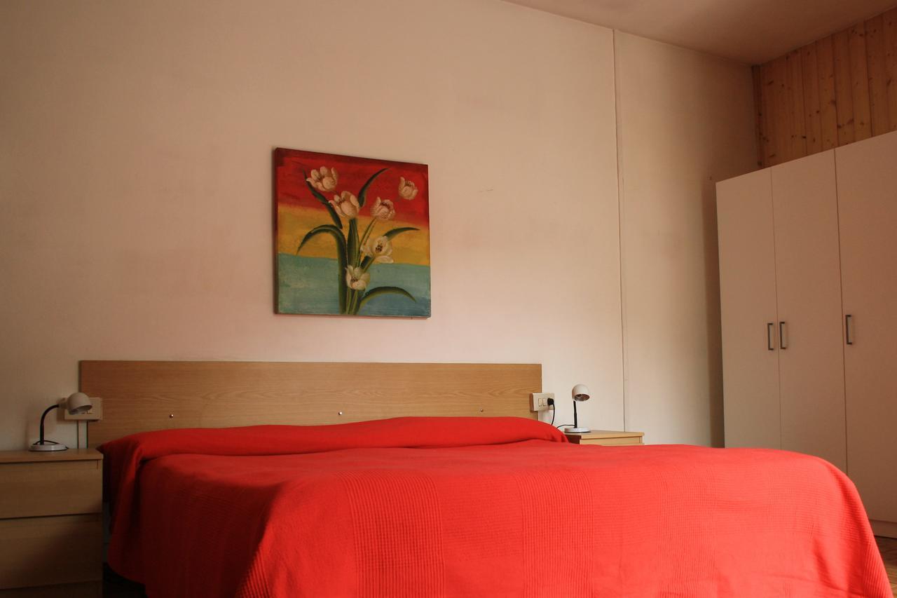 Albergo Della Posta Clusone Exterior foto